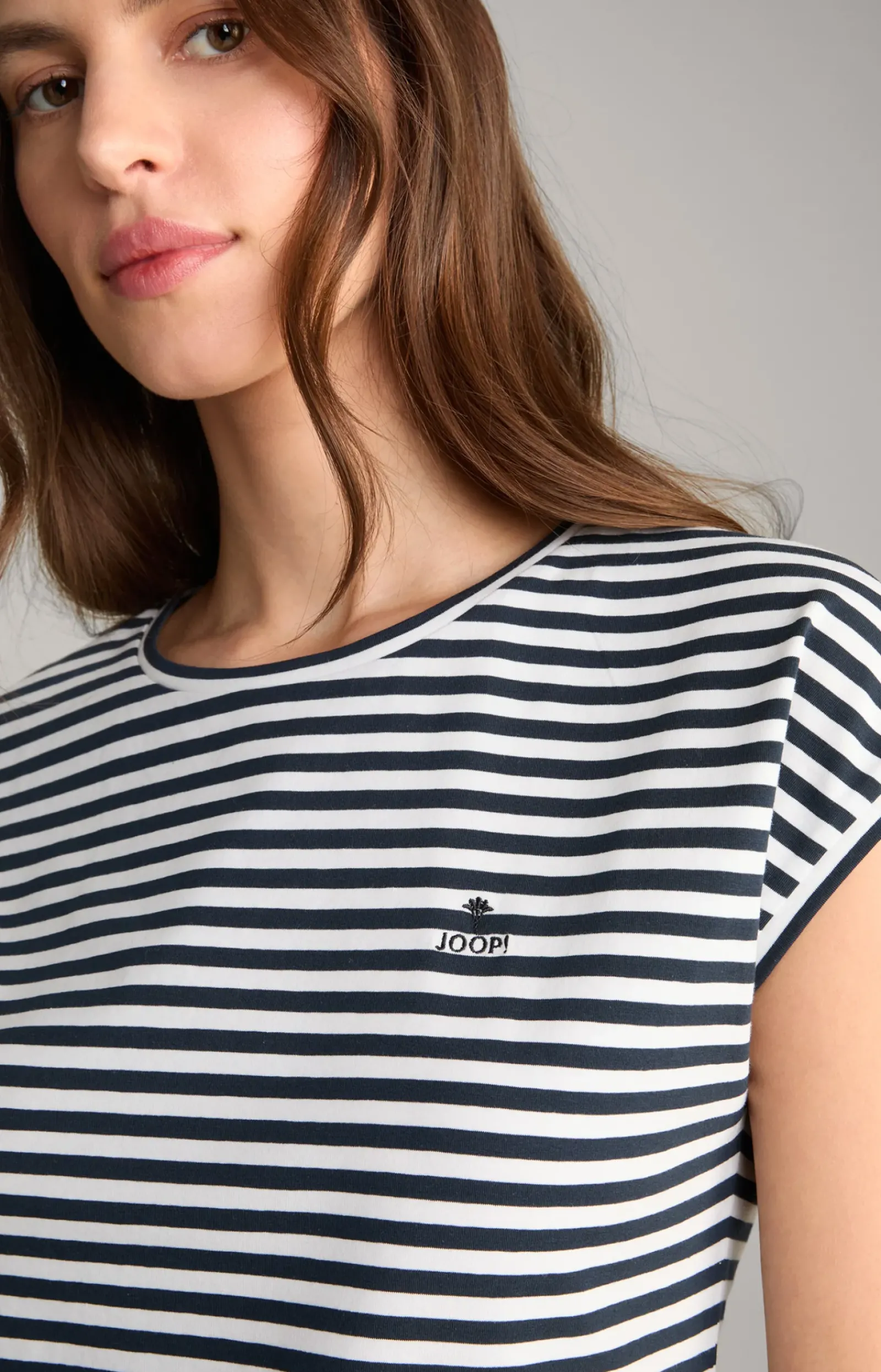 JOOP! Shirts & Sweats|Bekleidung>T-Shirt in Blau/Weiß gestreift