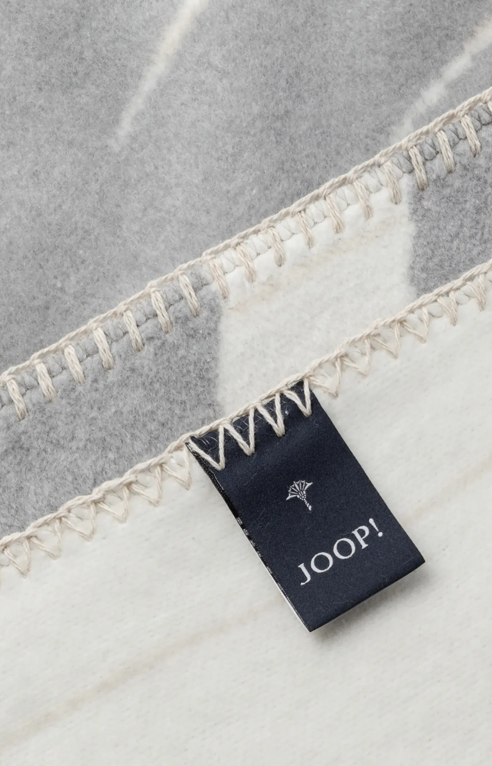 JOOP! Plaids & Decken>Wohndecke LEAF in